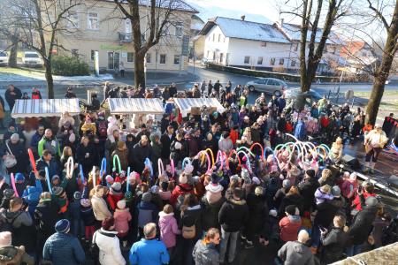Božični sejem in obisk treh dobrih mož 30 Foto Ljubo Vukelič